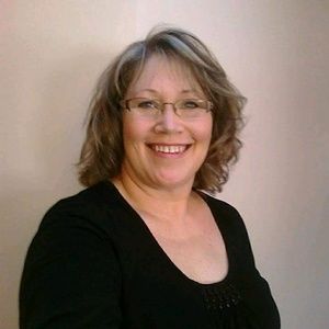 Meet your Posher, Gloria